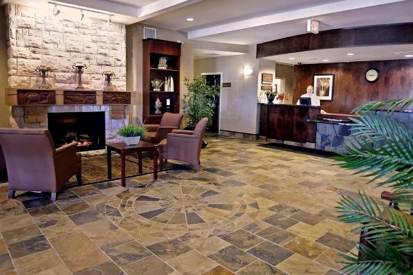 LAKEVIEW INN SLAVE LAKE (Whitecourt)